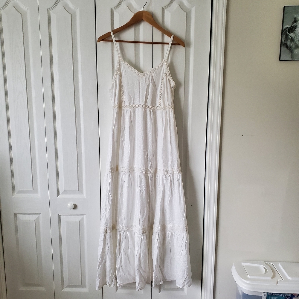 NWT Joie tiered crochet white maxi dress medium M
